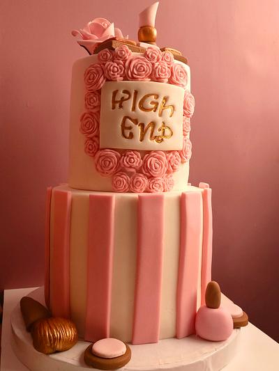 Make up cake by lolodeliciouscake - Cake by Lolodeliciouscake