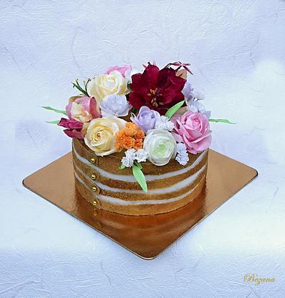 Cake with flowers of wafer paper III - Cake by Zuzana Bezakova