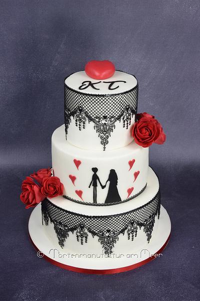 Weddingcake with black cakelace - Cake by Pia Koglin