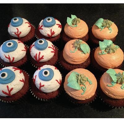 Halloween Cupcakes - Cake by Sugar by Rachel