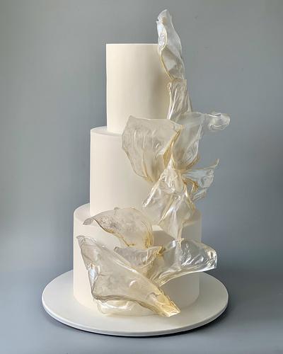 White Birthday  - Cake by Dsweetcakery