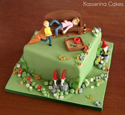 Tired mum in her garden - Cake by Kasserina Cakes