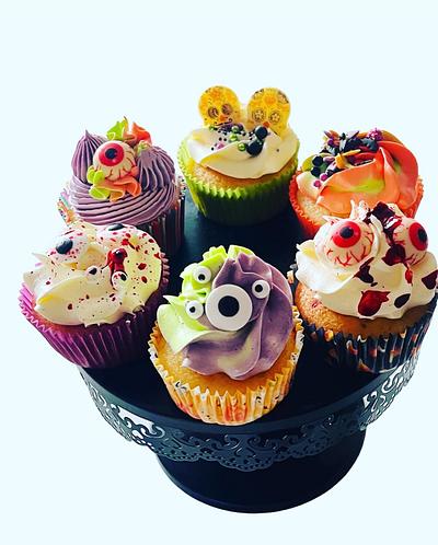 halloween cupcakes  - Cake by DreamYourCake