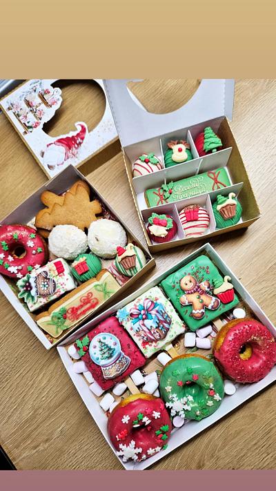 Christmas box 🎄🎁 - Cake by Miroslava Kitanovska