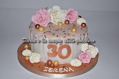 Drip cake whit roses - Cake by Daria Albanese