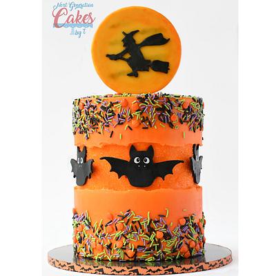 Halloween - Cake by Teresa Davidson