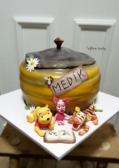 Winnie the Pooh:) - Cake by SojkineTorty