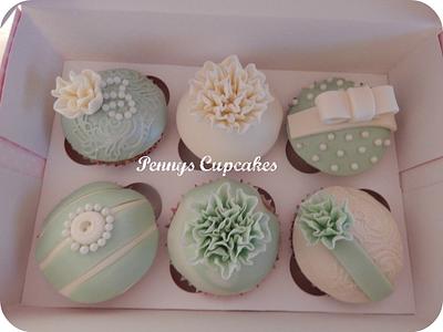 my something green x - Cake by pennyscupcakes