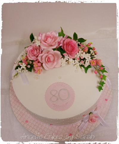 Rose Arrangement cake - Cake by Angelic Cakes By Sarah