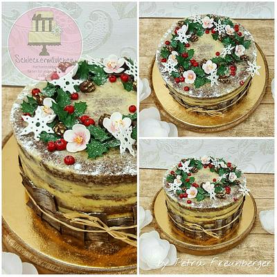 Flower Chrismas cake  - Cake by Schleckermaeulchen