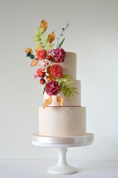 Hannah - Cake by Amanda Earl Cake Design