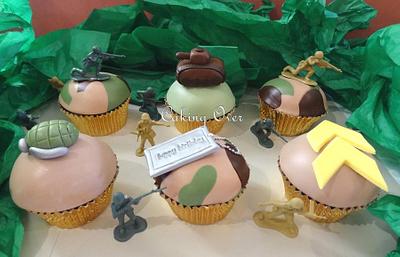Army Cupcakes  - Cake by Amanda Brunott