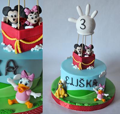 Mickey mouse - Cake by CakesVIZ