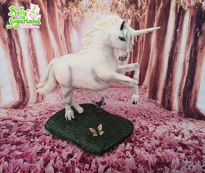 Unicorn gravity defying cake - Cake by Bety'Sugarland by Elisabete Caseiro 