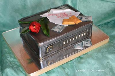  Safe - Cake by Oksana Kliuiko