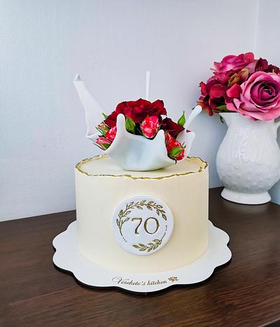 Cake with roses  - Cake by Vyara Blagoeva 