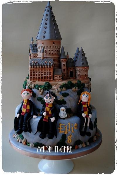 Hogwarts Harry Potter - Cake by June