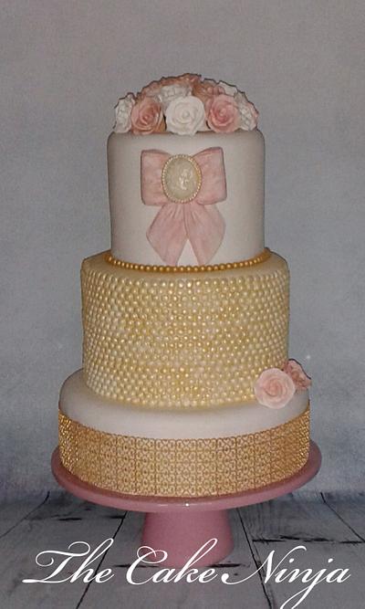 Vintage wedding cake - Cake by Tiddy