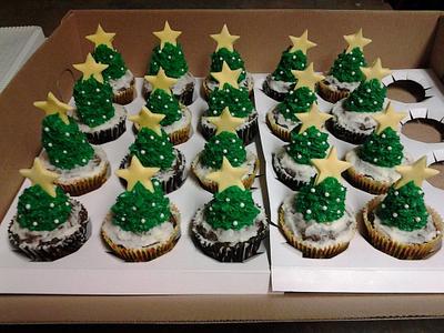 Christmas Tree Cupcakes - Cake by Ashley's Bakery