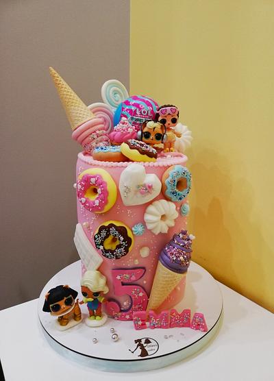 Sweets - Cake by Nora Yoncheva