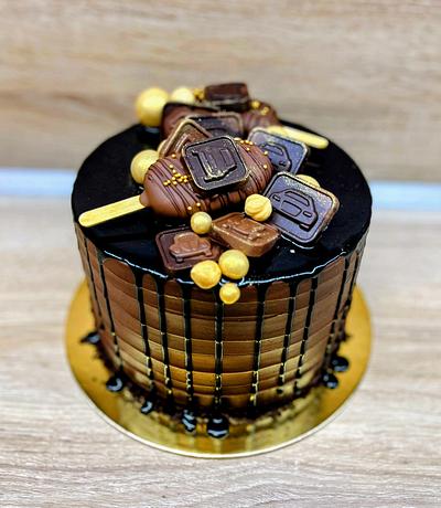 Chocolate and lollipops - Cake by Majka Maruška