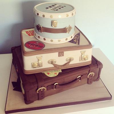 Vintage Suitcase Wedding Cake  - Cake by Samantha Tempest