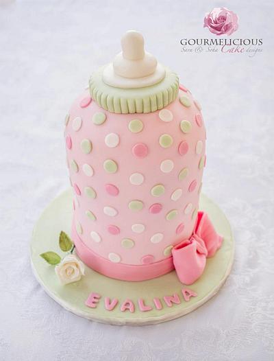 Baby Bottle cake - Cake by Sara & Soha Cakes - i.e. Gourmelicious 