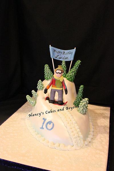 Snowboarding cake - Cake by Nancy's Cakes and Beyond