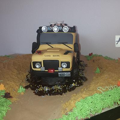 cake Land Rover - Cake by Nurisscupcakes