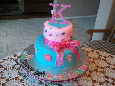 Girly Birthday Cake - Cake by Tammy 