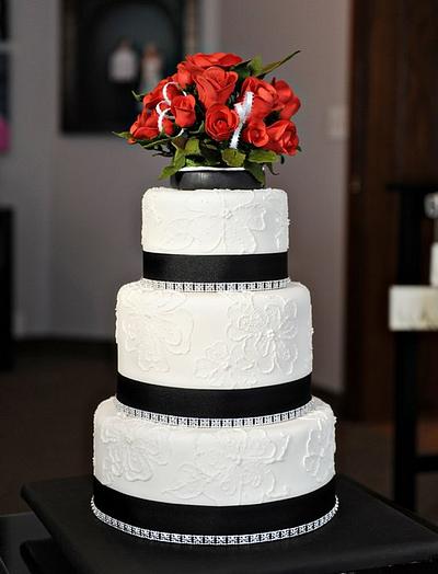Red Roses, Brush Embroidery, and Bling - Cake by Janan