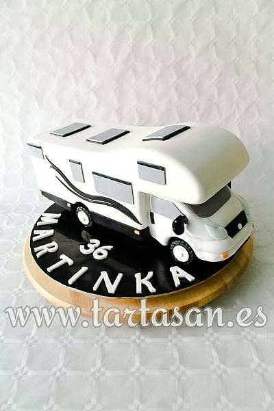 3D Autocaravan - Cake by TartaSan - Damian Benjamin Button