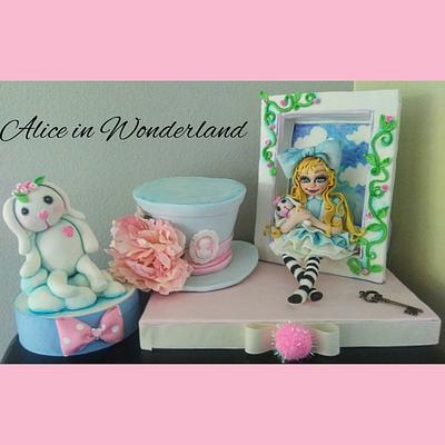 Alice in Wonderland  - Cake by Bethann Dubey