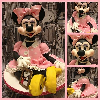Pretty in pink Minnie - Cake by clairessweets