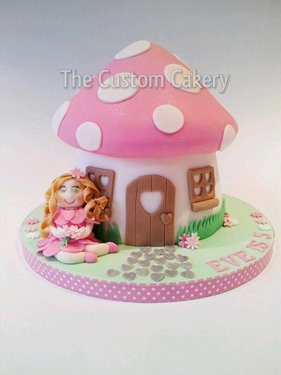 Fairy Toadstool - Cake by The Custom Cakery