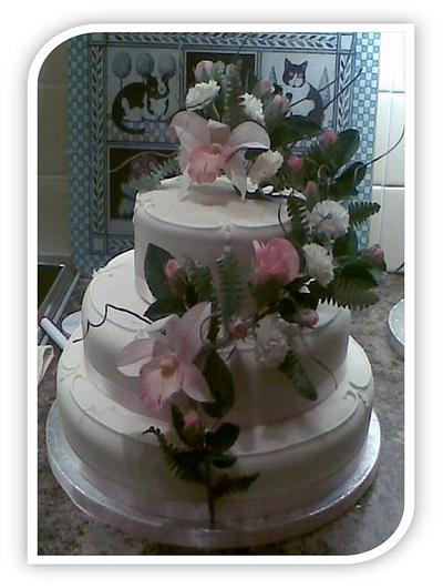 Orchids, roses, carnations, rose leaves and ferns - Cake by A House of Cake