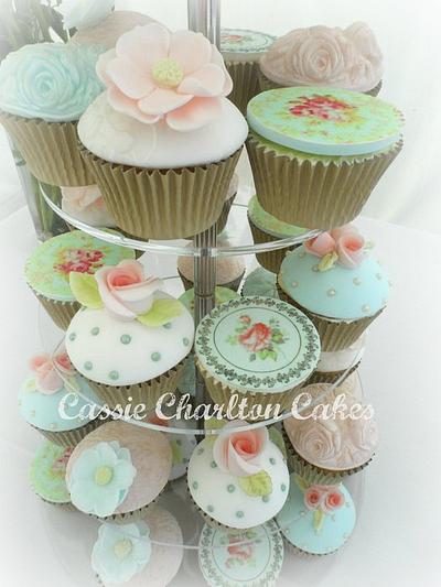 Vintage floral china cupcakes - Cake by Cassie
