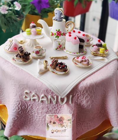 Alice in Wonderland inspired tea party - Cake by Sugarzest