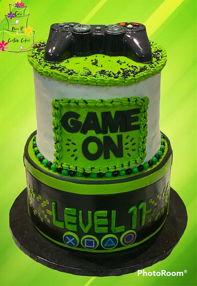 Gaming Birthday Cake w/matching cupcakes - Cake by Eicie Does It Custom Cakes
