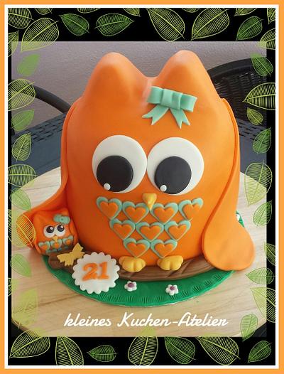 Little orange owl - Cake by Kuchenatelier