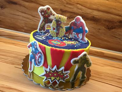 Avengers - Cake by malinkajana