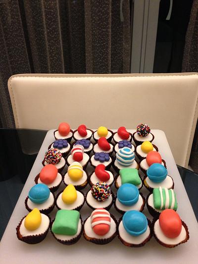 Candy crush mini cupcakes - Cake by R.W. Cakes