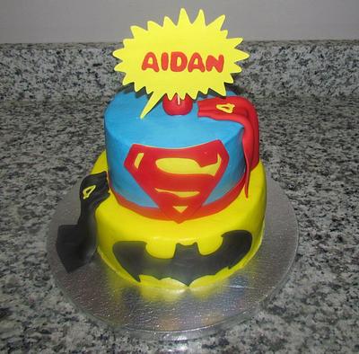 Superhero Birthday Cake - Cake by Jaybugs_Sweet_Shop