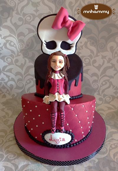 Monster High dressed girl - Cake by Mnhammy by Sofia Salvador