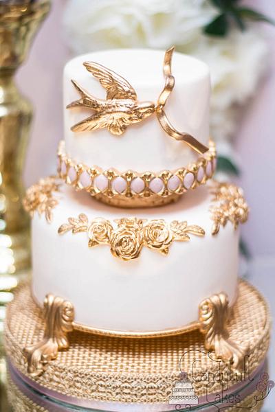 Mini gilded fairytale - Cake by Kathryn