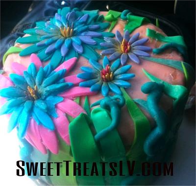 Daisy cake - Cake by Tiffany McCorkle