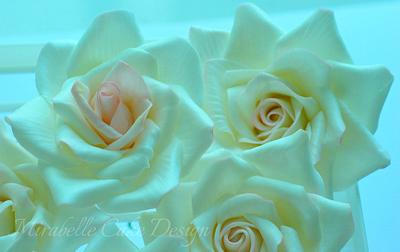 Sugar Roses.. - Cake by Mirabelle Cake Design