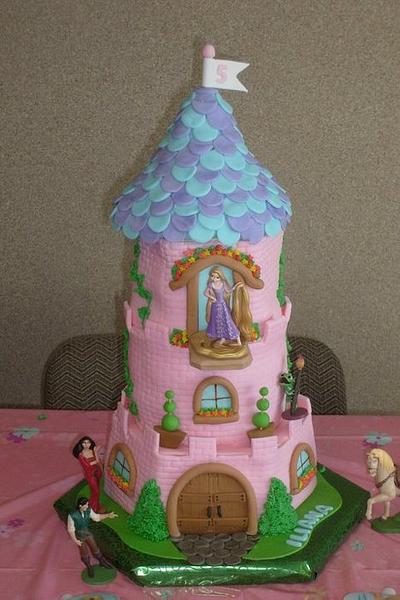 Tangled Tower - Cake by Pamela