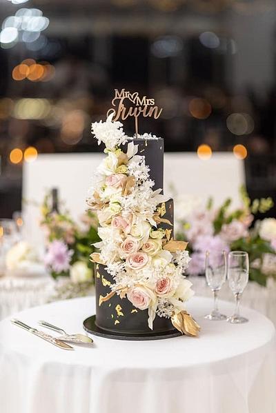 Wedding cake - Cake by Tracy Jabelles Cakes