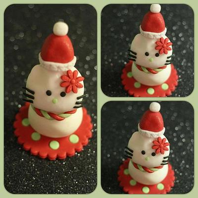 Christmas Hello Kitty Fondant Topper - Cake by louscreations